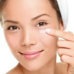 Benefits of Using an Anti Wrinkle Eye Cream
